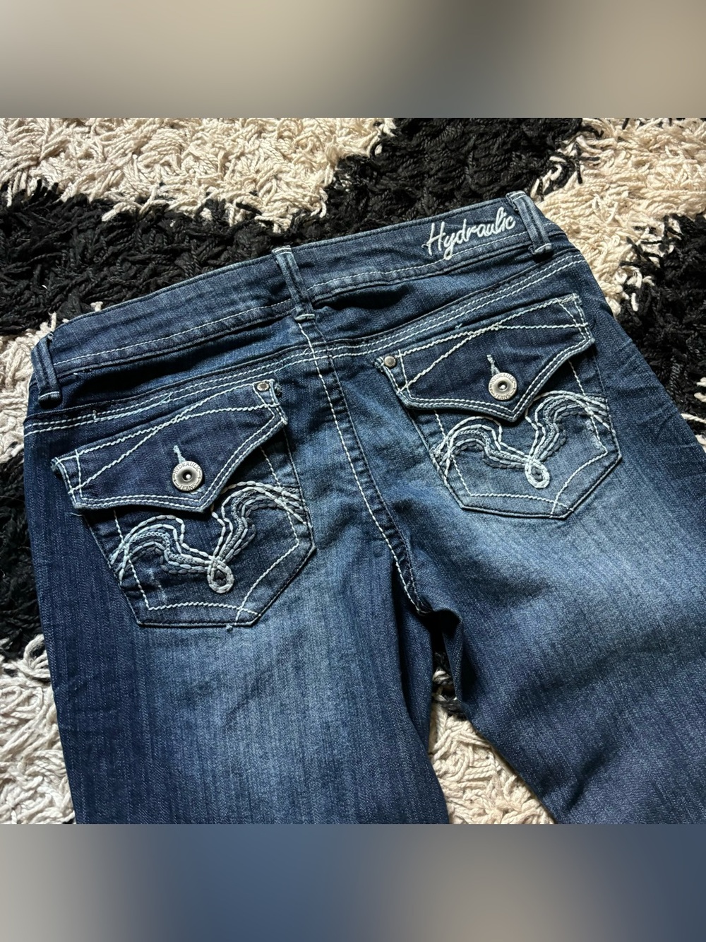 Hydraulic Low Rise Embroidered Pocket Dark Wash Denim Distressed Jean Capris